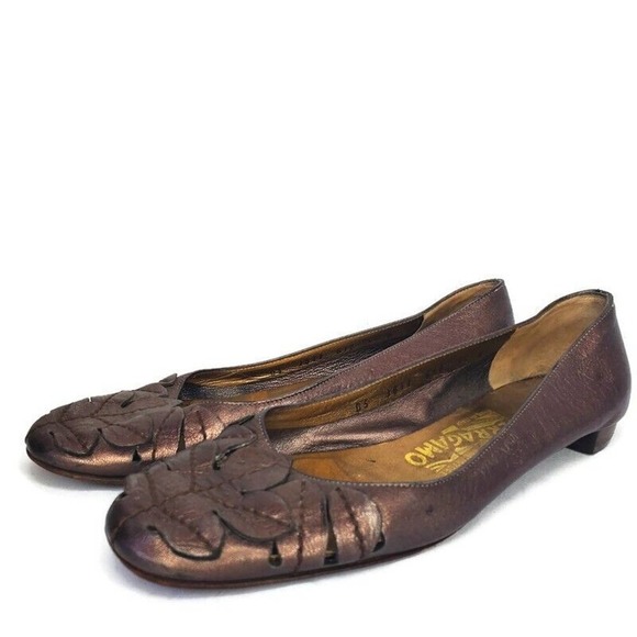 Salvatore Ferragamo Womens Bronze Leather Cut Out Leaf Ballet Flat